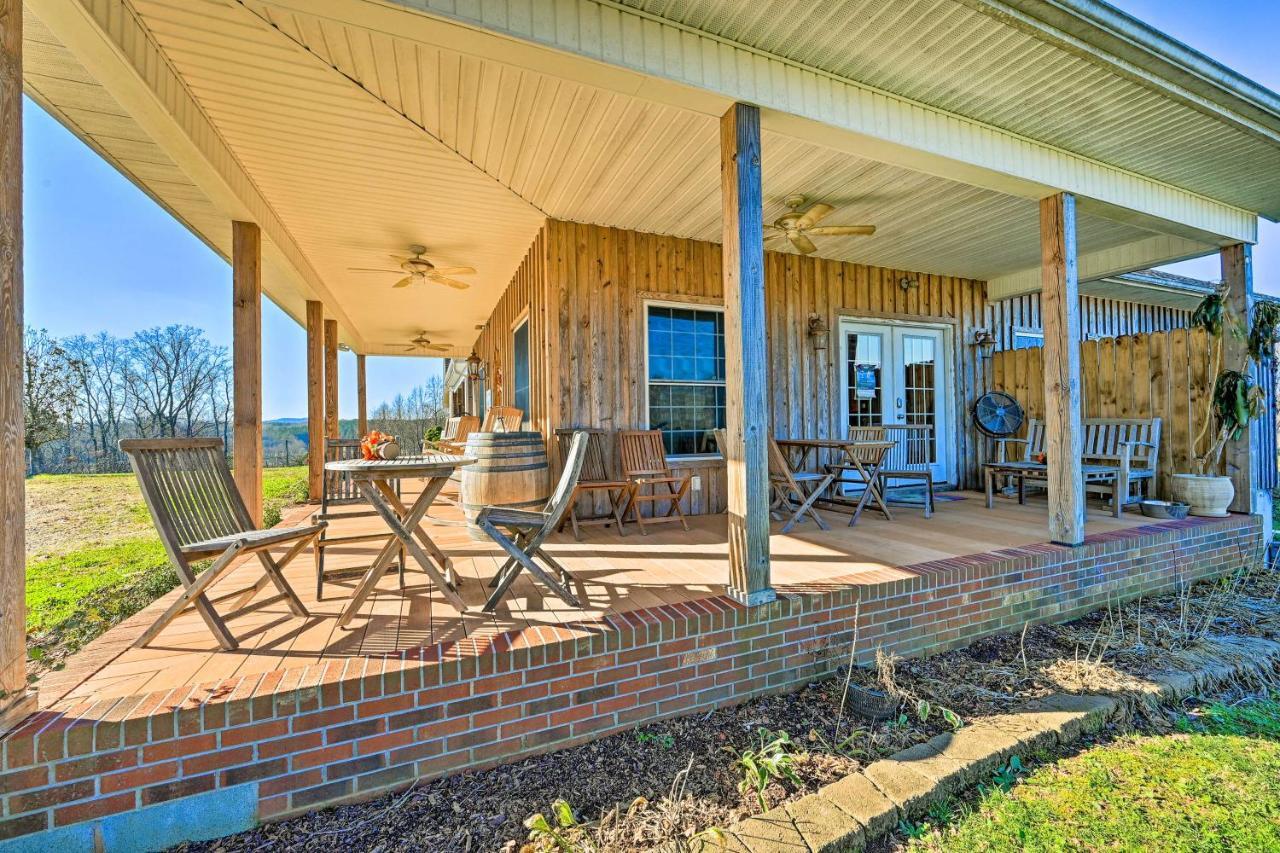 Breathtaking Elkin Getaway With Vineyard Views! Villa Bagian luar foto